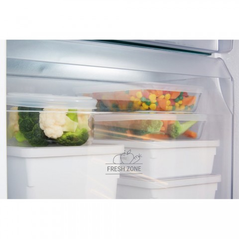 Встраиваемый холодильник Ariston BCB 70301 AA (RU)