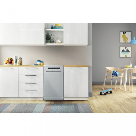 Посудомоечная машина  Indesit DSFC 3T117 S