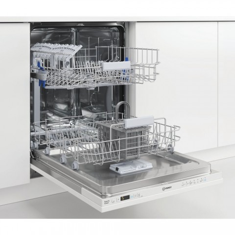 Посудомоечная машина Indesit DIC 3B+19